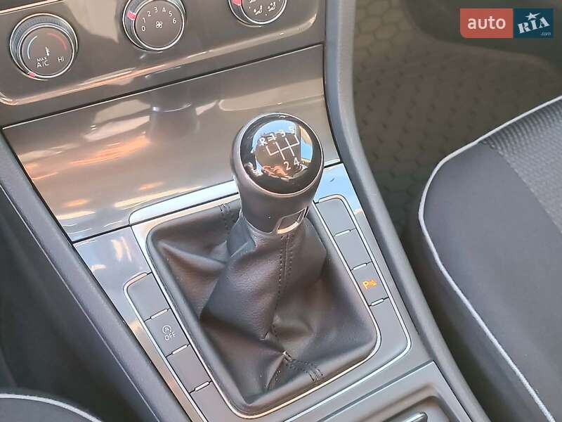 Універсал Volkswagen Golf 2018 в Харкові фото 25 Універсал Volkswagen Golf 2018 в Харкові