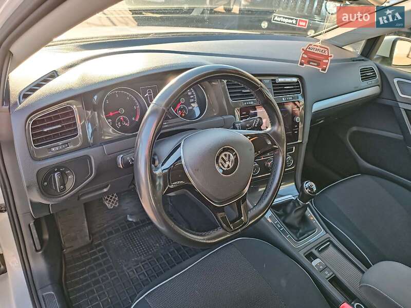 Універсал Volkswagen Golf 2018 в Харкові фото 19 Універсал Volkswagen Golf 2018 в Харкові