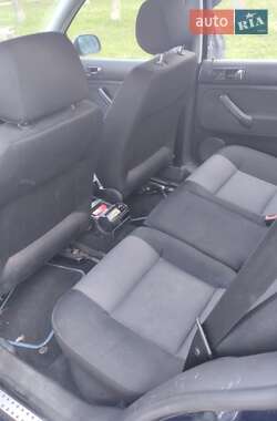Универсал Volkswagen Golf 2001 в 