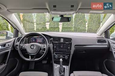 Універсал Volkswagen Golf 2017 в 
