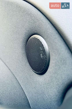 Хэтчбек Volkswagen Golf 2009 в 