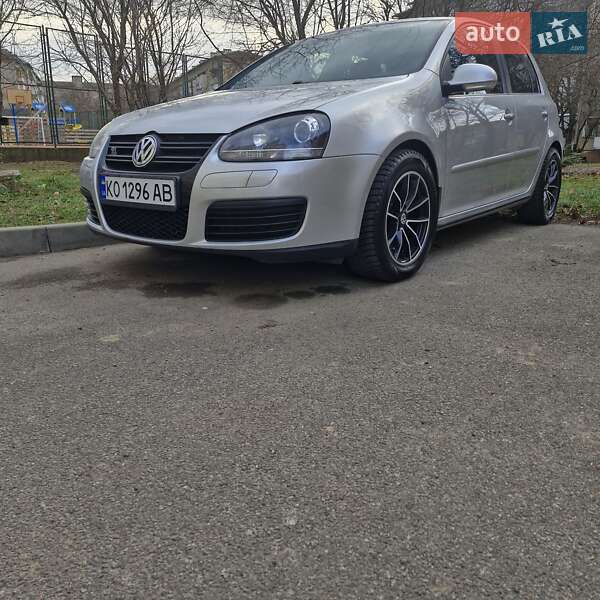 Хэтчбек Volkswagen Golf 2007 в Ивано-Франковске