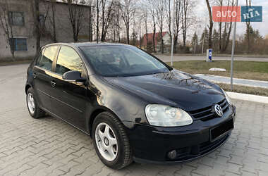 Хэтчбек Volkswagen Golf 2006 в 