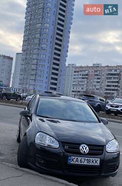 Хетчбек Volkswagen Golf 2007 в 