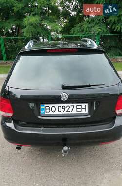 Универсал Volkswagen Golf 2011 в 