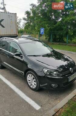 Универсал Volkswagen Golf 2011 в 