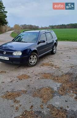 Універсал Volkswagen Golf 2002 в 