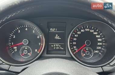 Хэтчбек Volkswagen Golf 2009 в 