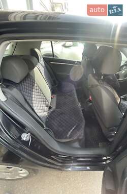Хетчбек Volkswagen Golf 2006 в 