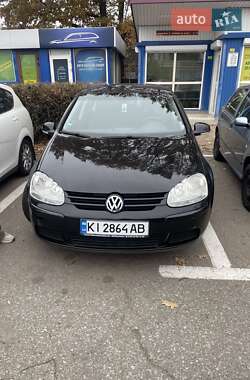 Хетчбек Volkswagen Golf 2006 в 