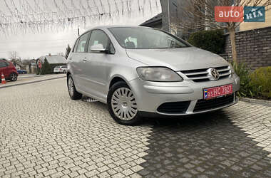 Хетчбек Volkswagen Golf 2007 в 