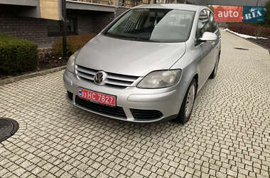 Хетчбек Volkswagen Golf 2007 в 