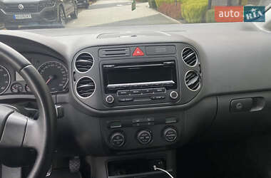 Хетчбек Volkswagen Golf 2007 в 