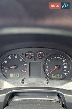 Універсал Volkswagen Golf 2000 в 