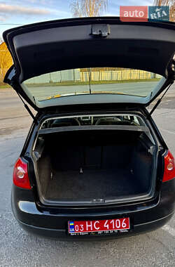 Хэтчбек Volkswagen Golf 2007 в 