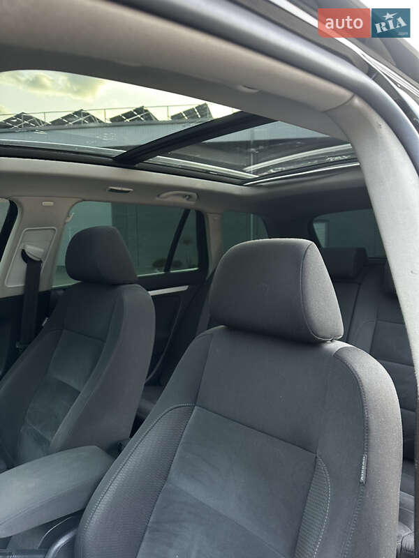 Универсал Volkswagen Golf 2011 в Костополе