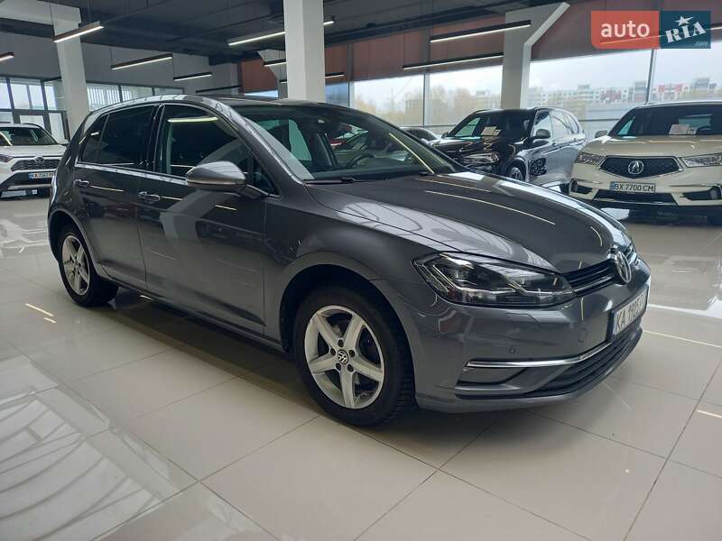 Хэтчбек Volkswagen Golf 2019 в Хмельницком