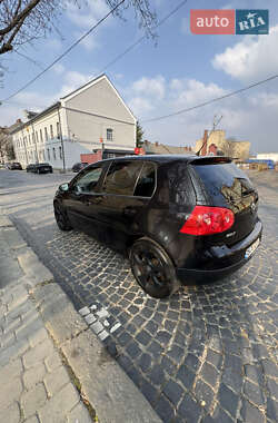 Хетчбек Volkswagen Golf 2007 в 