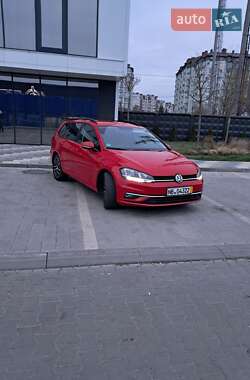 Універсал Volkswagen Golf 2019 в Івано-Франківську