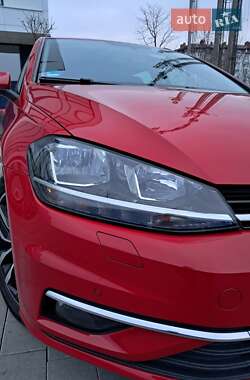 Универсал Volkswagen Golf 2019 в 