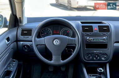 Универсал Volkswagen Golf 2009 в 