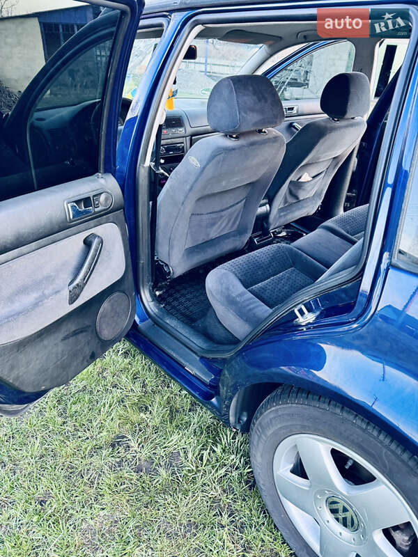 Універсал Volkswagen Golf 1999 в Полтаві