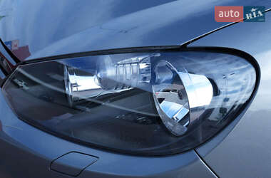 Хэтчбек Volkswagen Golf 2011 в 