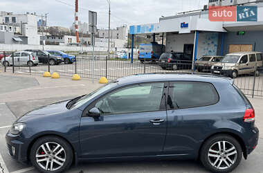 Хэтчбек Volkswagen Golf 2009 в 