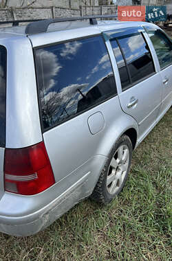Універсал Volkswagen Golf 2003 в 