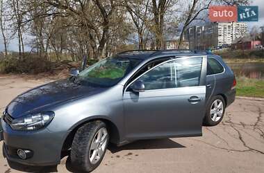 Универсал Volkswagen Golf 2012 в 