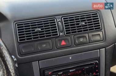 Универсал Volkswagen Golf 2004 в 