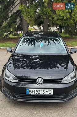 Универсал Volkswagen Golf 2016 в 