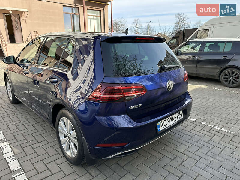 Хетчбек Volkswagen Golf 2019 в Луцьку