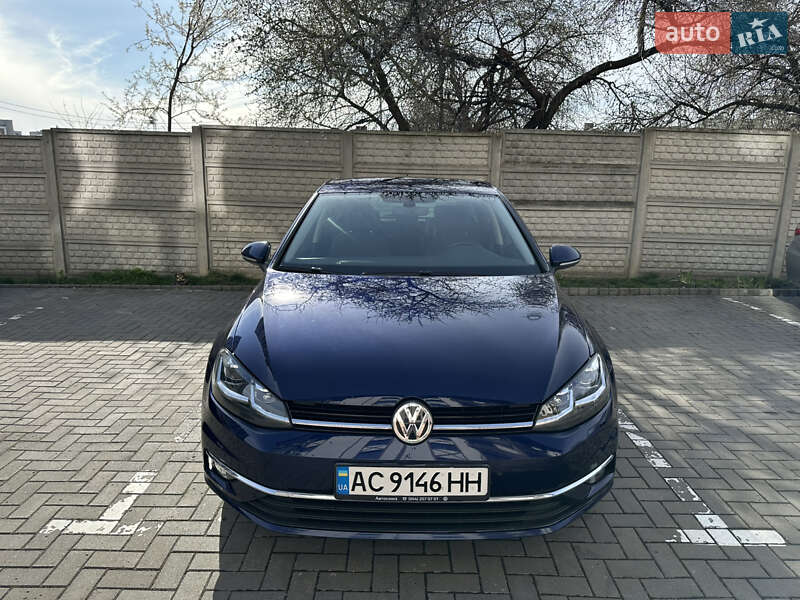 Хетчбек Volkswagen Golf 2019 в Луцьку