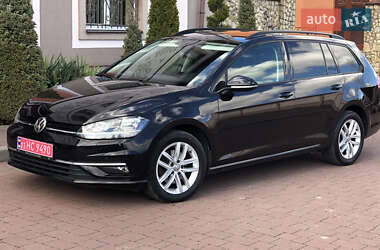 Универсал Volkswagen Golf 2018 в 