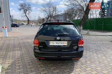 Универсал Volkswagen Golf 2010 в 