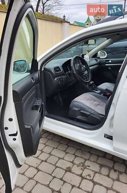 Универсал Volkswagen Golf 2010 в 