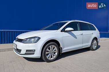 Универсал Volkswagen Golf 2014 в 