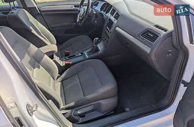 Универсал Volkswagen Golf 2014 в 