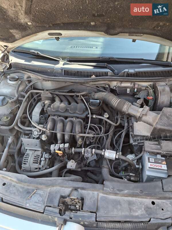 Універсал Volkswagen Golf 1999 в Славуті