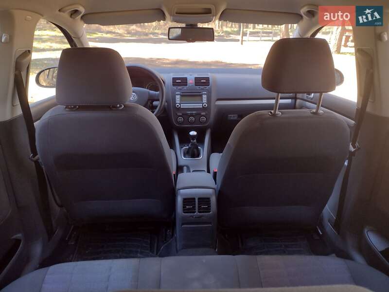 Хетчбек Volkswagen Golf 2007 в Рожище