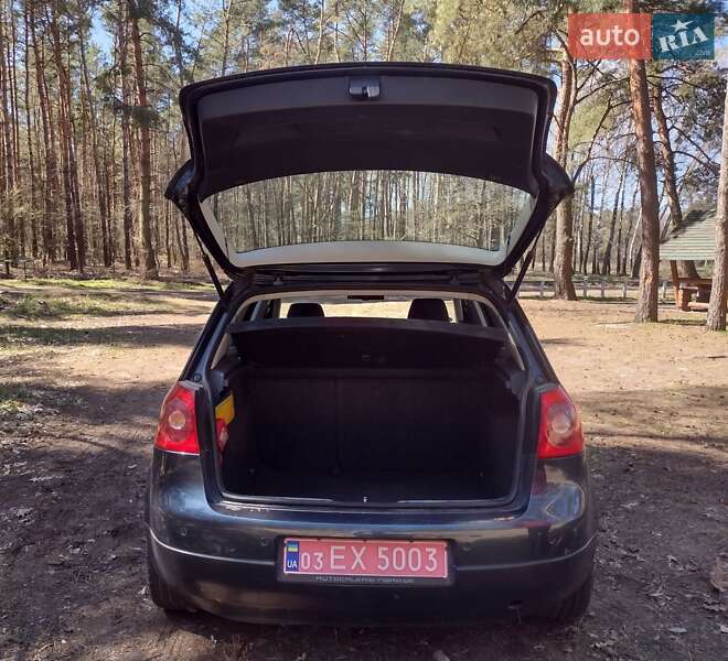 Хетчбек Volkswagen Golf 2007 в Рожище