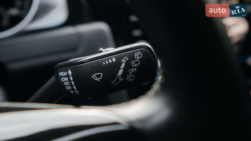 Универсал Volkswagen Golf 2013 в Киеве