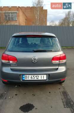 Хэтчбек Volkswagen Golf 2009 в 
