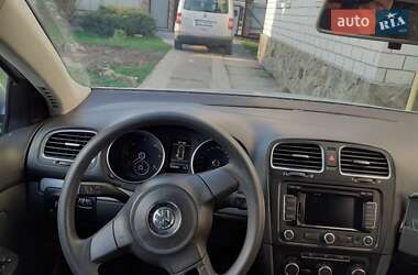 Универсал Volkswagen Golf 2011 в 