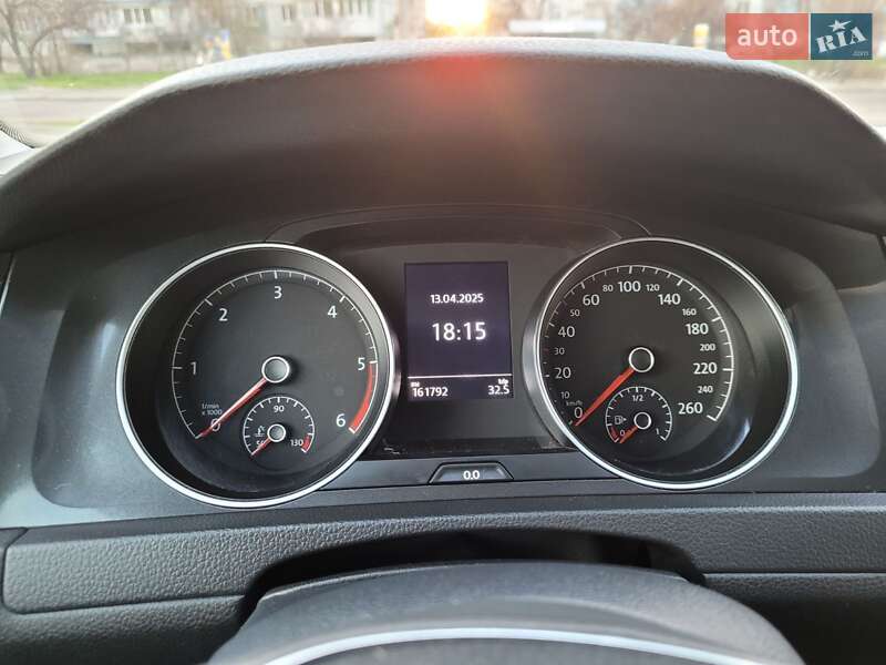 Универсал Volkswagen Golf 2018 в Черкассах