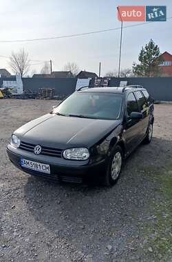 Универсал Volkswagen Golf 2002 в 