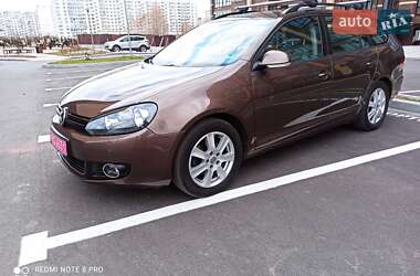 Универсал Volkswagen Golf 2011 в 