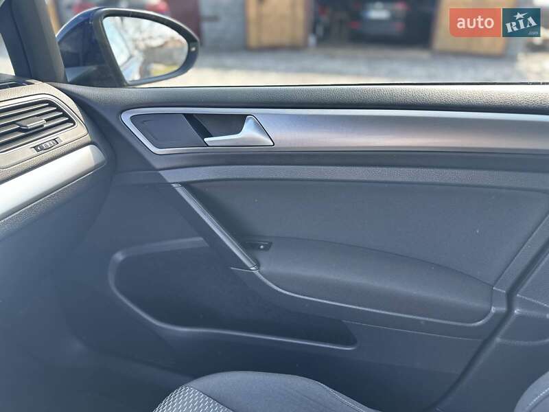 Универсал Volkswagen Golf 2018 в Кривом Роге
