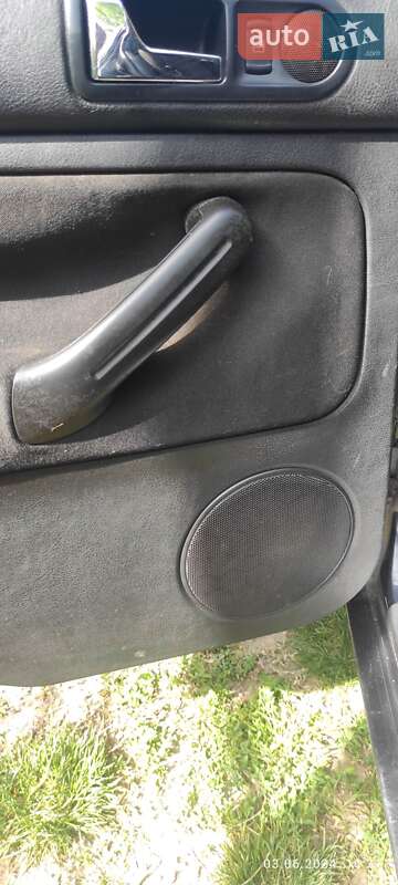 Хэтчбек Volkswagen Golf 2001 в Ананьеве